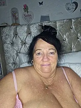 Angeldelightt online show from October 2025 10:39:02 PM