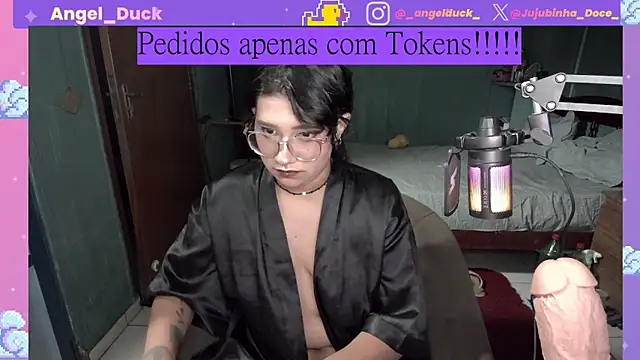 Angel Duck online show from March 2026 11:01:02 PM