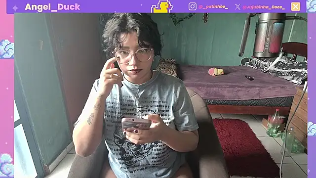 Angel Duck online show from February 2026 06:19:02 PM