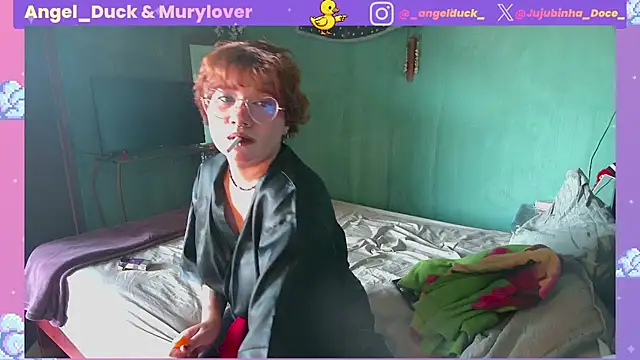 Angel Duck online show from April 2026 07:31:02 PM