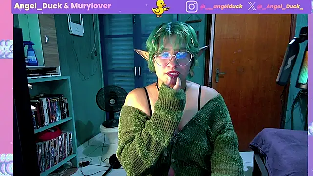 Angel Duck online show from May 2026 07:56:02 PM