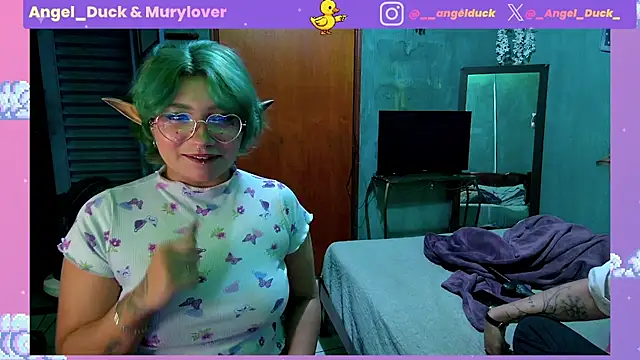 Angel Duck online show from May 2026 10:19:01 PM
