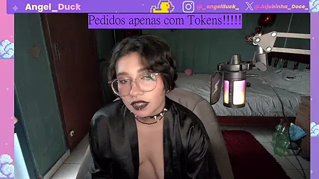 Angel Duck online show from March 2026 09:43:02 PM