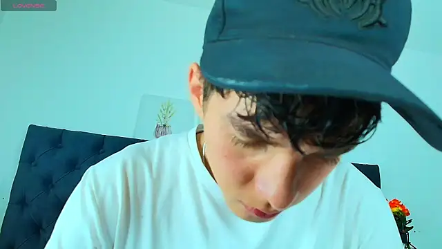 Jheampiiero online show from March 2026 01:55:01 PM