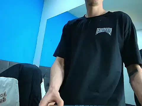 Jheampiiero online show from May 2026 01:51:02 PM