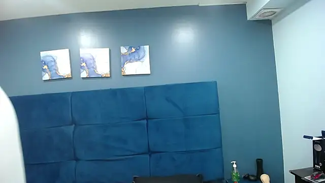 Jheampiiero online show from October 2025 12:37:02 PM