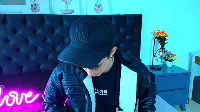 Jheampiiero online show from March 2026 10:24:02 PM