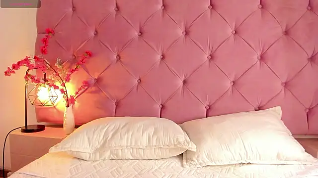 Jheampiiero online show from February 2026 08:08:02 PM