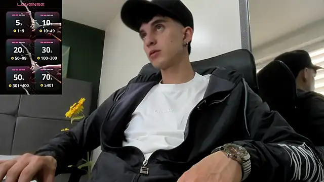 Jheampiiero online show from April 2026 08:59:02 PM