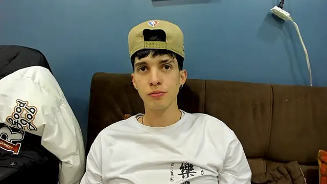 Jheampiiero online show from February 2026 09:35:01 PM