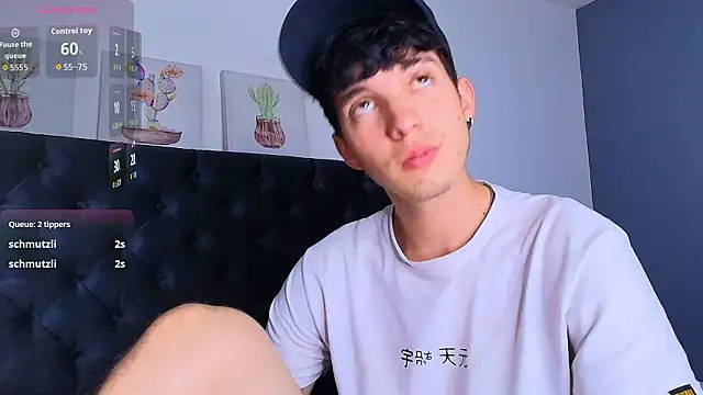 Jheampiiero online show from March 2026 10:14:01 PM