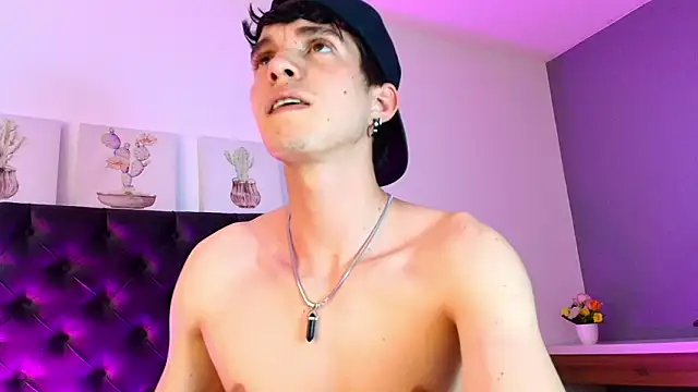 Jheampiiero online show from March 2026 08:32:01 AM