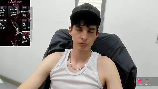 Jheampiiero online show from April 2026 08:32:02 PM