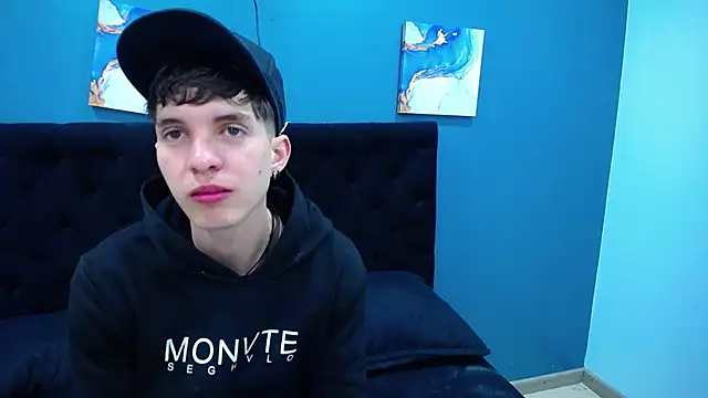 Jheampiiero online show from November 2025 01:50:02 PM