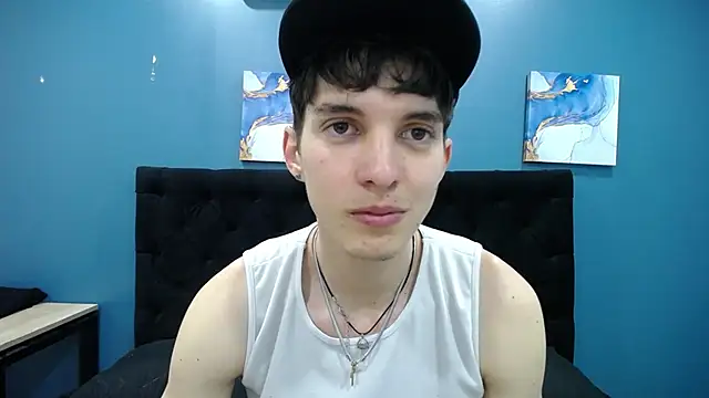 Jheampiiero online show from November 2025 01:48:02 PM