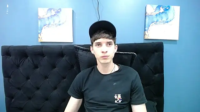 Jheampiiero online show from November 2025 01:58:02 PM