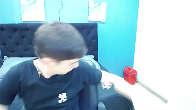 Jheampiiero online show from October 2025 01:21:01 PM