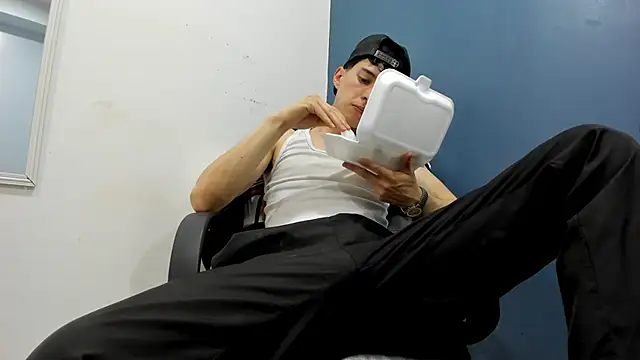 Jheampiiero online show from February 2026 09:36:01 PM