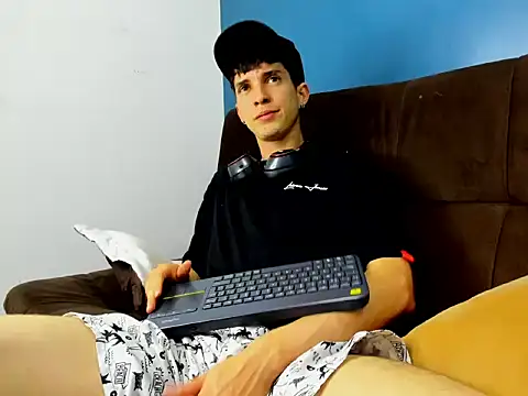 Jheampiiero online show from January 2026 08:29:01 PM