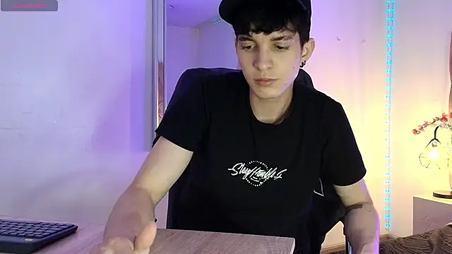 Jheampiiero online show from March 2026 08:49:02 PM