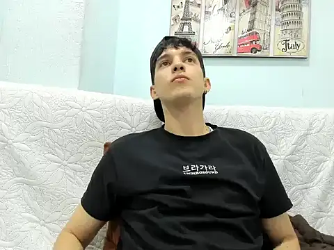 Jheampiiero online show from February 2026 08:00:01 PM