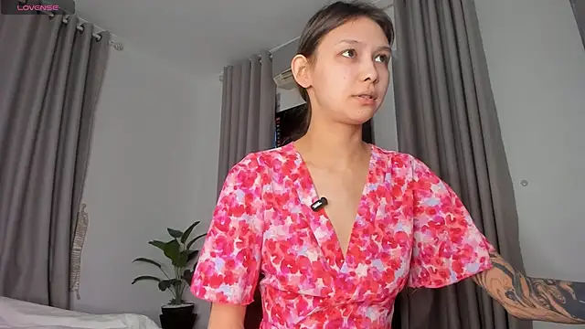 Amy Loveme online show from November 2025 11:05:01 PM