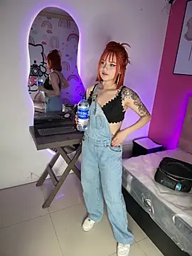 Alysson LS online show from September 2025 01:44:01 AM