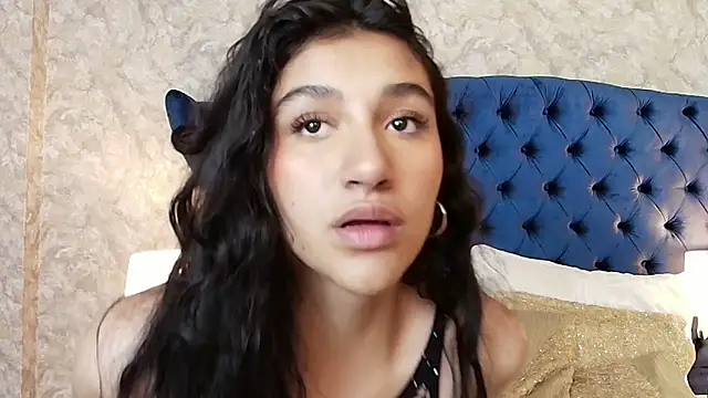 ValentiinaCruz online show from November 2025 11:42:02 PM