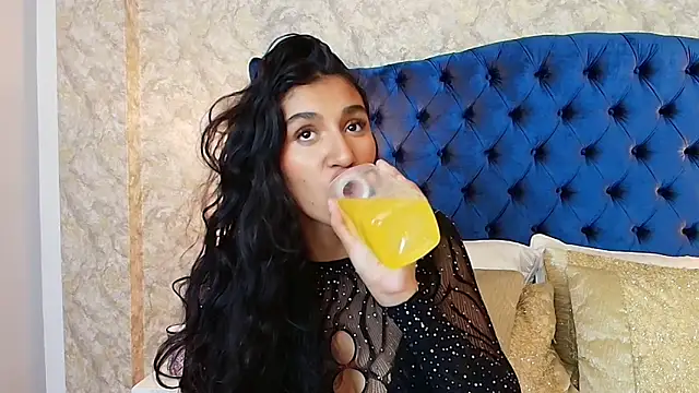 ValentiinaCruz online show from November 2025 08:51:01 PM