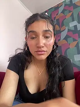 ValentiinaCruz online show from November 2025 06:19:02 PM