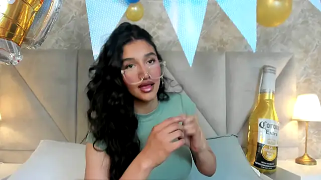 ValentiinaCruz online show from September 2025 10:04:02 PM