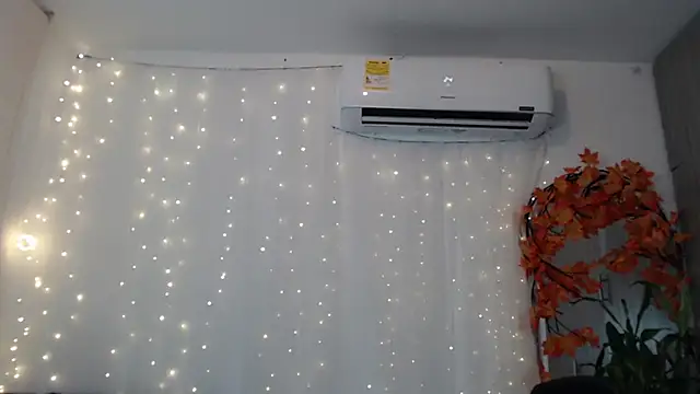 cristal aixa12 online show from September 2025 07:21:02 PM