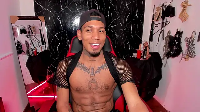 Snapshot of DIEGO_WICKED chatting on September 2025 02:10:01 AM DIEGO WICKED online show from September 2025 02:10:01 AM
