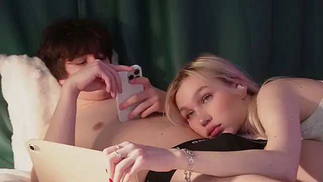 cuteleraay online show from April 2026 06:56:01 PM