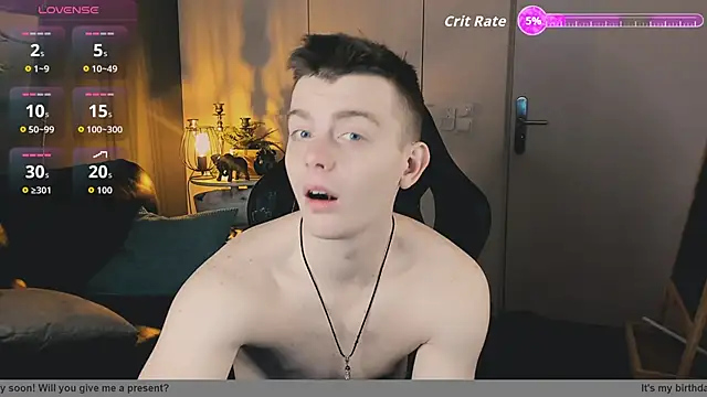 Happydeimos online show from November 2025 09:48:01 PM