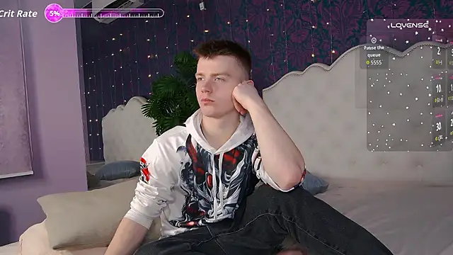 Happydeimos online show from March 2026 10:36:01 PM