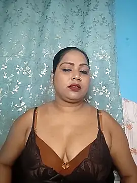 hornypriya696 online show from September 2025 06:50:01 PM
