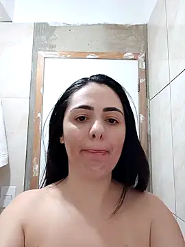Snapshot of _SexyPetite_ chatting on October 2025 10:00:02 PM SexyPetite online show from October 2025 10:00:02 PM