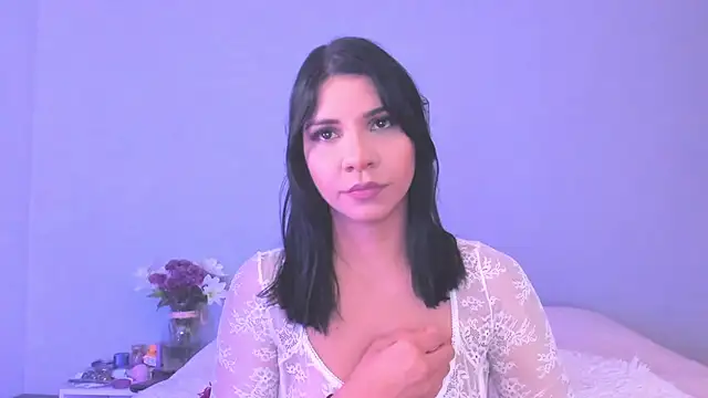 Laura-angeel online show from December 2025 05:19:01 PM