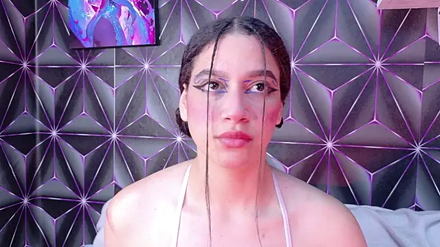 Snapshot of Megan_Luxe chatting on October 2025 06:37:01 AM Megan Luxe online show from October 2025 06:37:01 AM