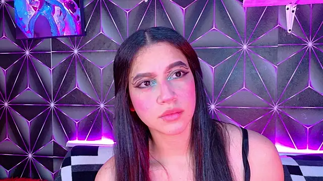 Snapshot of Megan_Luxe chatting on September 2025 04:19:02 AM Megan Luxe online show from September 2025 04:19:02 AM