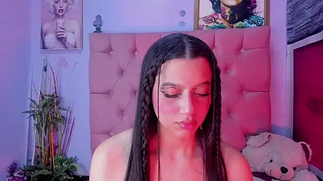 Snapshot of Megan_Luxe chatting on January 2026 05:55:02 AM Megan Luxe online show from January 2026 05:55:02 AM