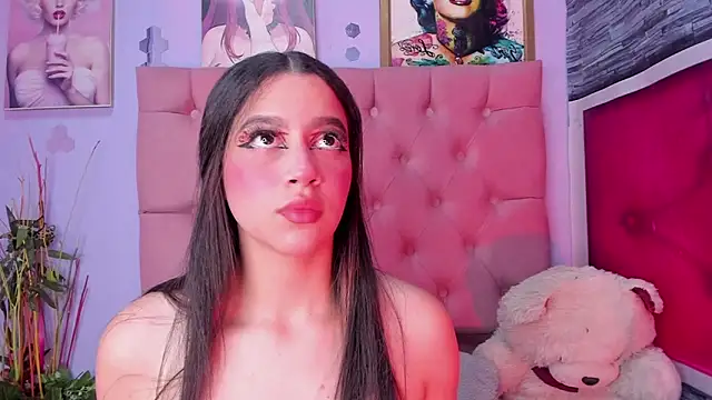 Snapshot of Megan_Luxe chatting on January 2026 04:30:01 AM Megan Luxe online show from January 2026 04:30:01 AM