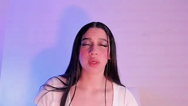 Megan Luxe online show from April 2026 06:36:01 AM