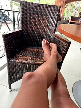 Snapshot of Jonypink10 chatting on October 2025 01:12:02 PM Jonypink10 online show from October 2025 01:12:02 PM