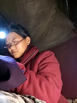 MaiHoa69 online show from February 2026 03:37:02 AM