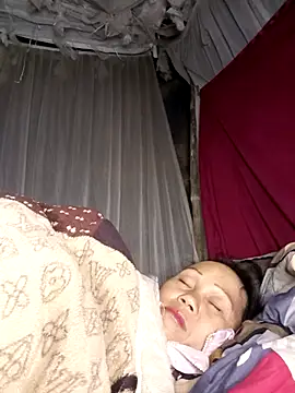 MaiHoa69 online show from December 2025 05:36:01 PM