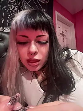 Paige Turner online show from March 2026 09:16:01 PM