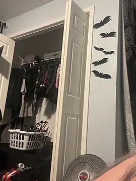 Paige Turner online show from December 2025 01:22:02 AM