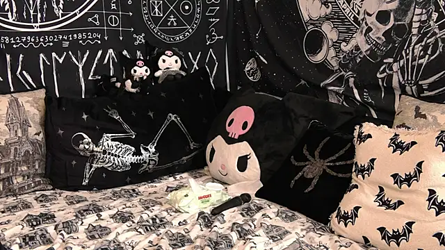 Paige Turner online show from April 2026 04:07:02 AM